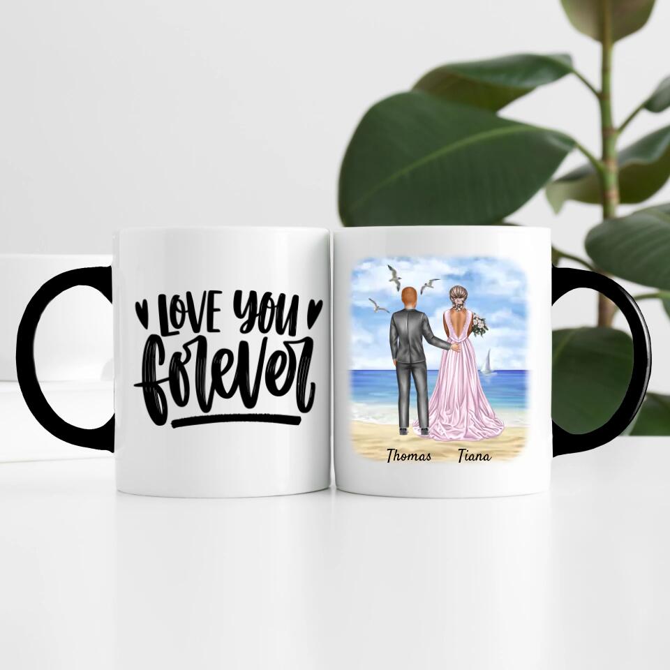 Braut & Bräutigam umarmend | Personalisierte Tasse