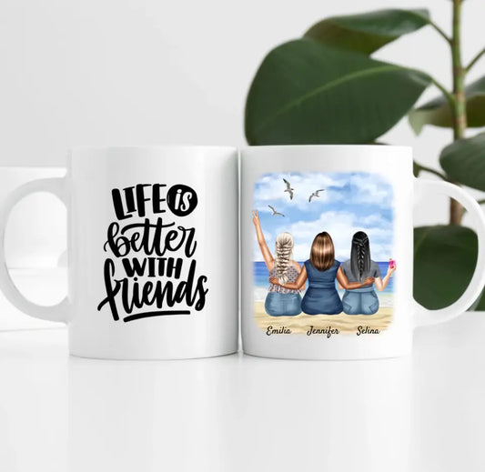 Curvy Friends am Strand (3 Personen) | Personalisierte Tasse