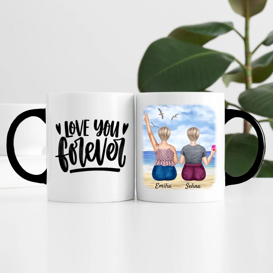 Curvy Friends am Strand (2 Personen) | Personalisierte Tasse
