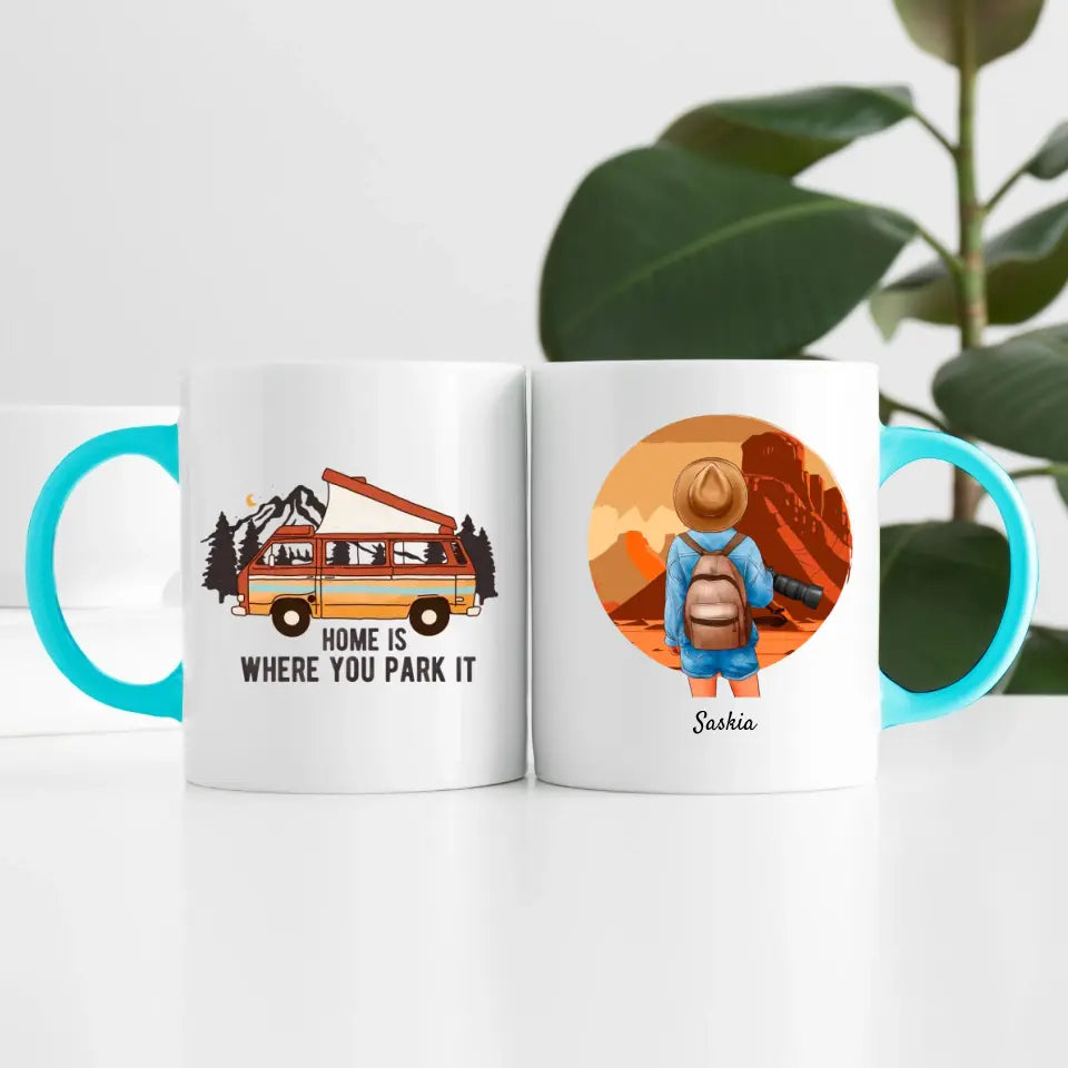 Mädchen auf Reisen (1 Person) I Personalisierte Tasse