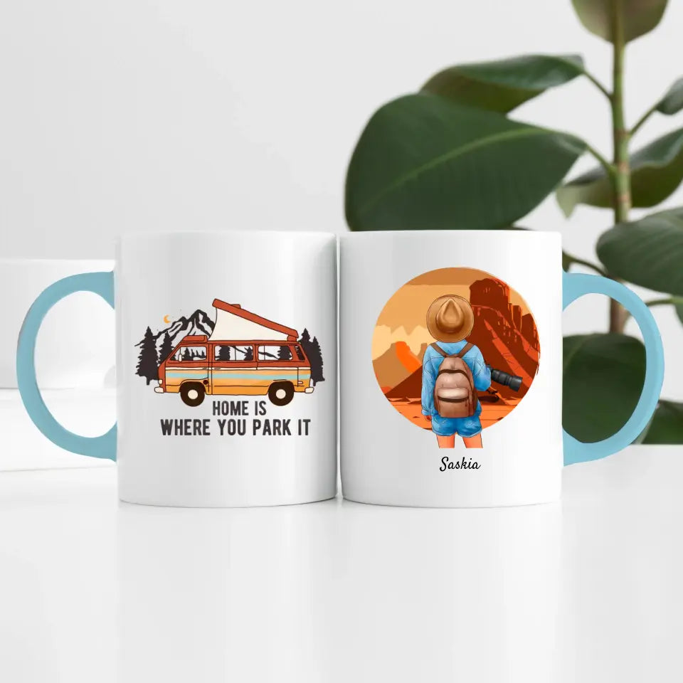 Mädchen auf Reisen (1 Person) I Personalisierte Tasse