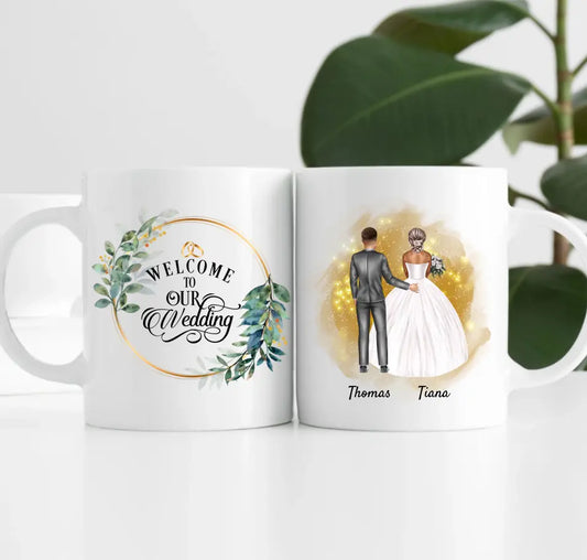 Braut & Bräutigam umarmend | Personalisierte Tasse