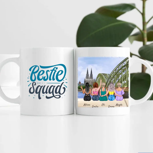 Beste Freundinnen (5 Personen) mit Kölner Skyline | Personalisierte Tasse
